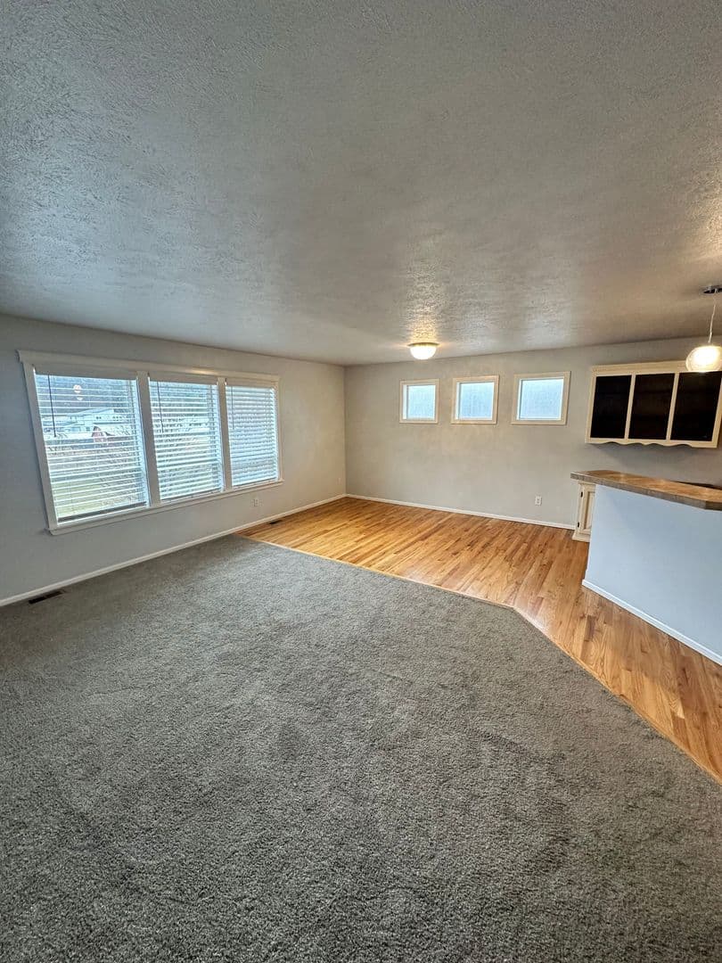 Spokane House: 4511 N. Hutchinson Ln.