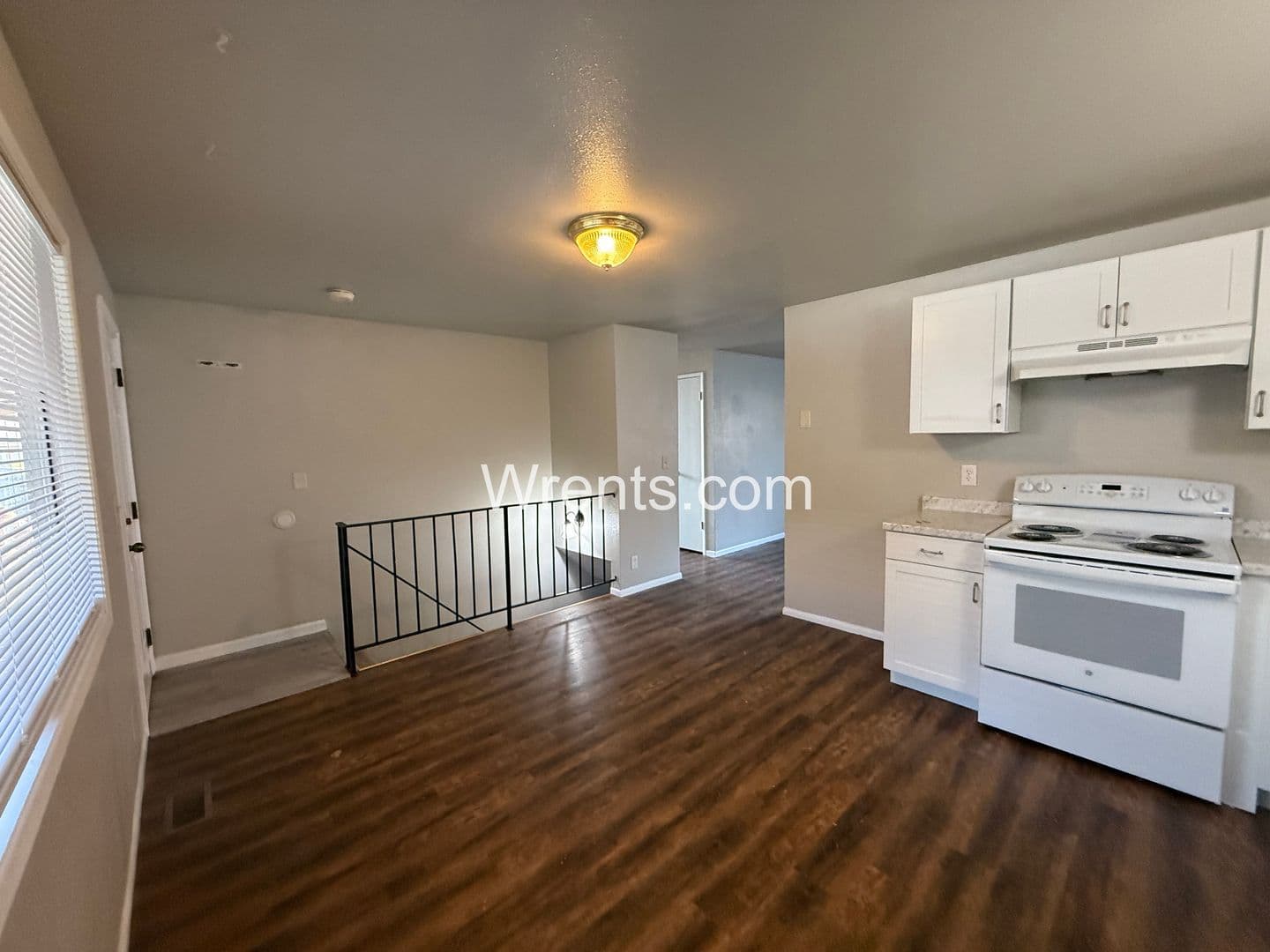 Spokane Apartment: 2318-2320 E Dalke Ave