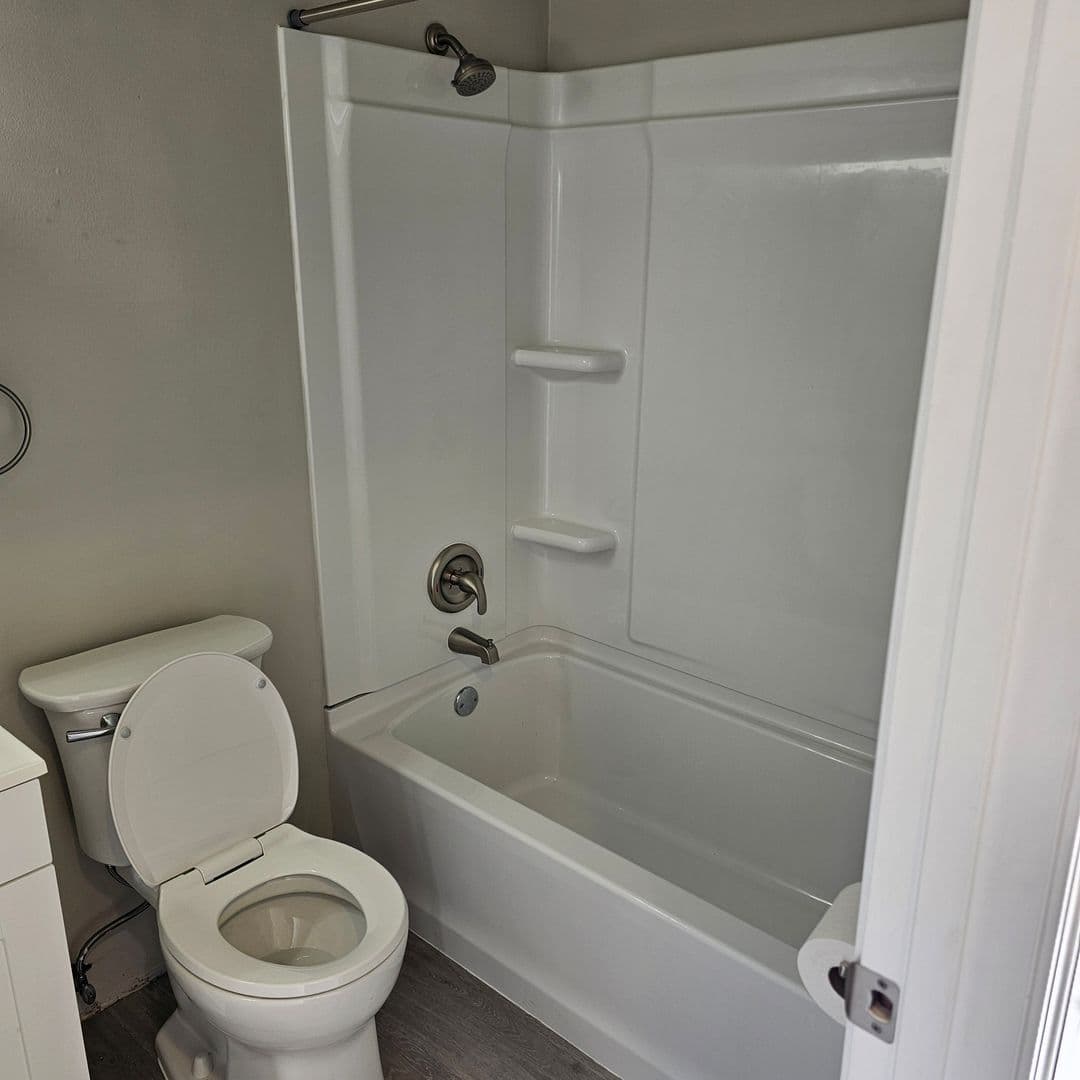 Cheney Apartment: 306-310 N 11th St