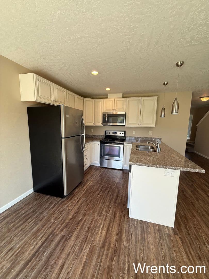 Spokane Valley Multiplex: 10417 E Maxwell Lane