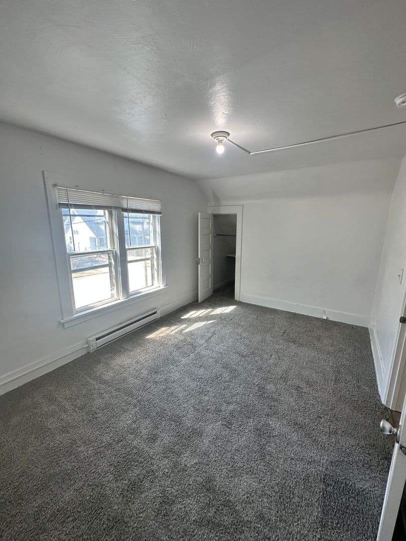 Spokane House: 1703 E 9th Ave