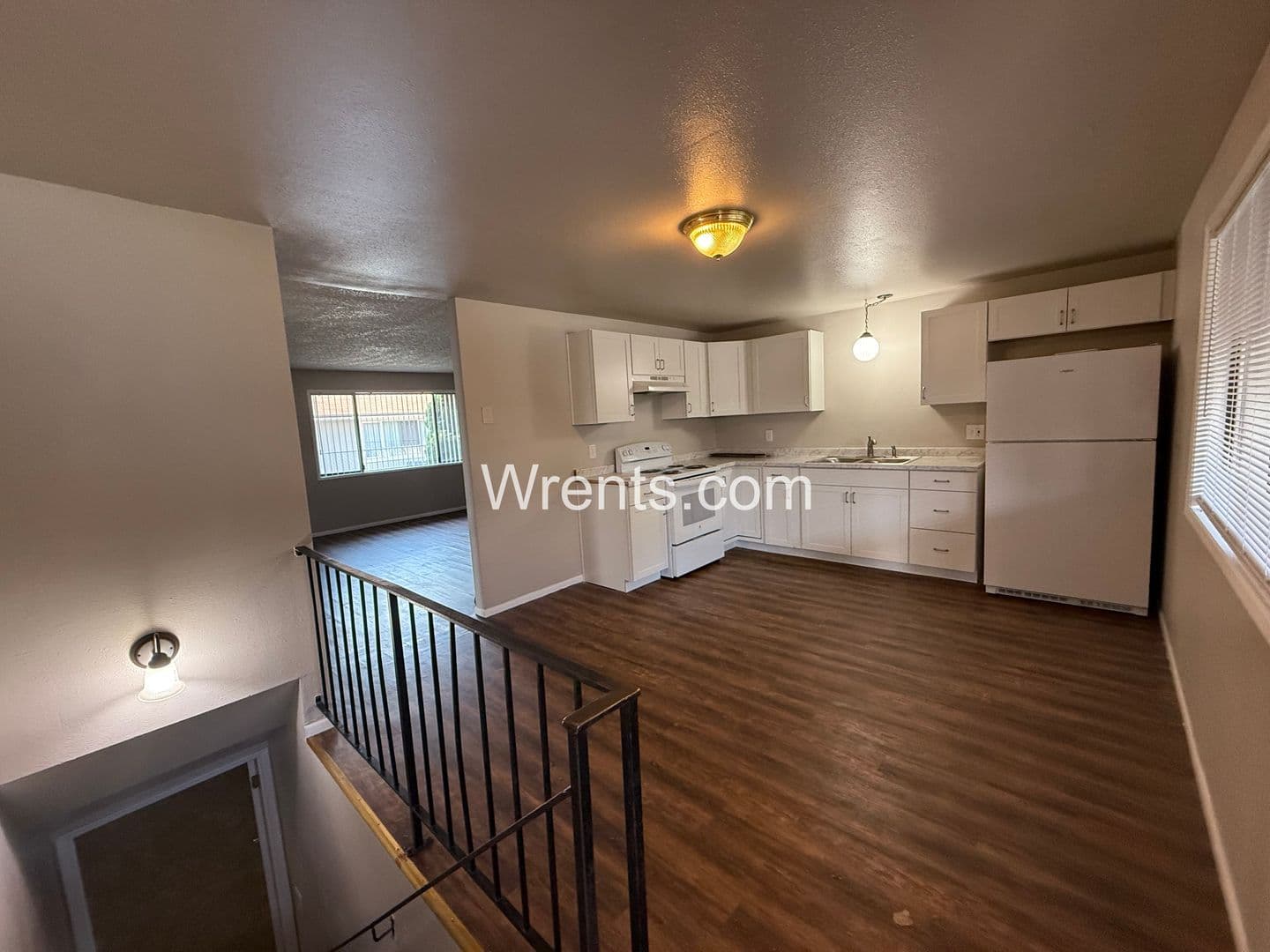 Spokane Apartment: 2318-2320 E Dalke Ave