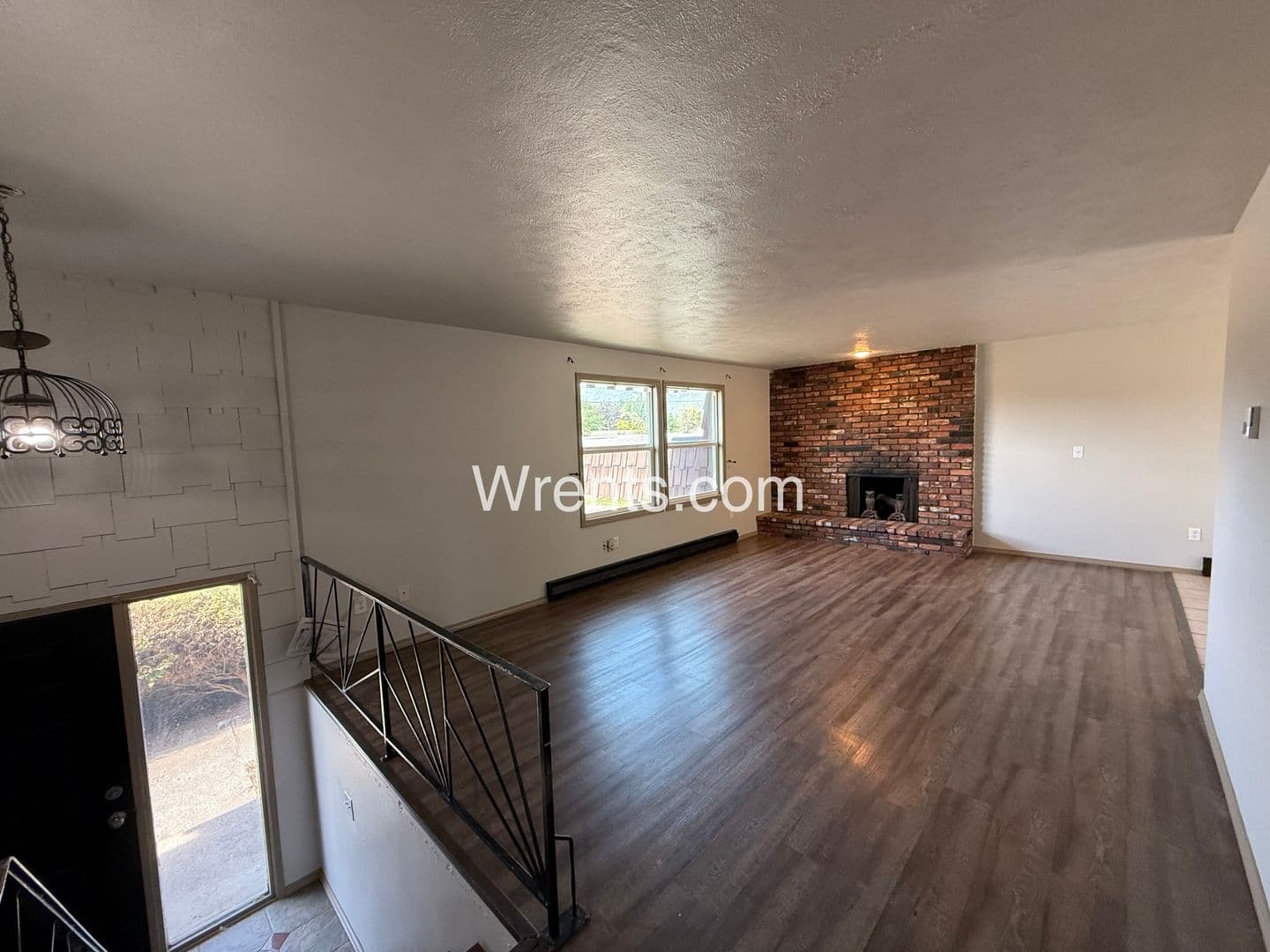 Spokane Valley Apartment: 11005-11007 E 32nd Ave