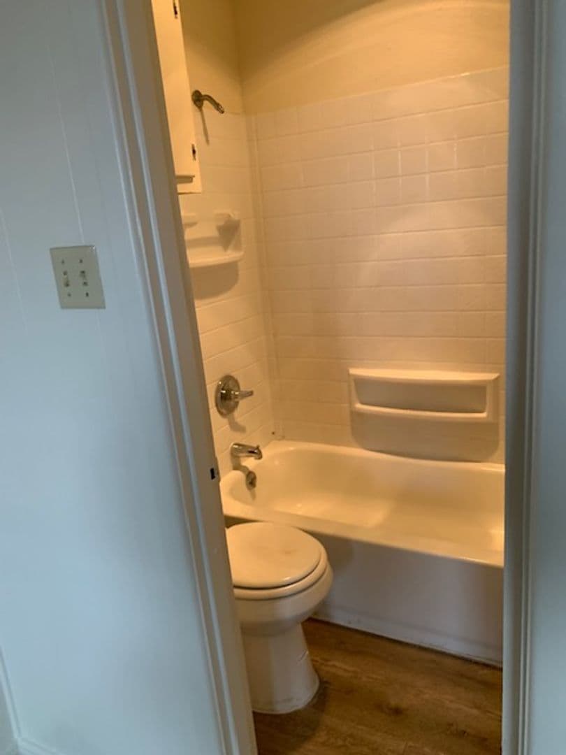 LUBBOCK Apartment: 1609 AVE R