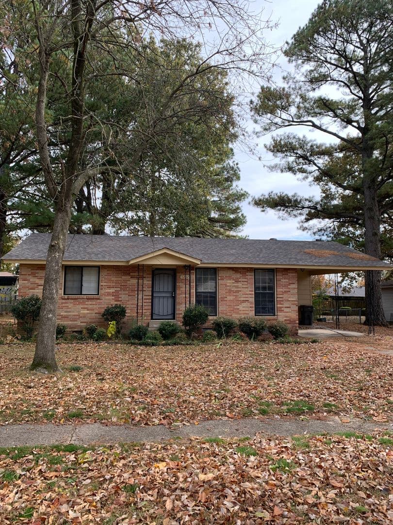 Jonesboro House: 1202 Oakdale