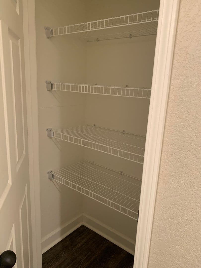 Walnut Ridge Apartment: 711 SW 2nd Street