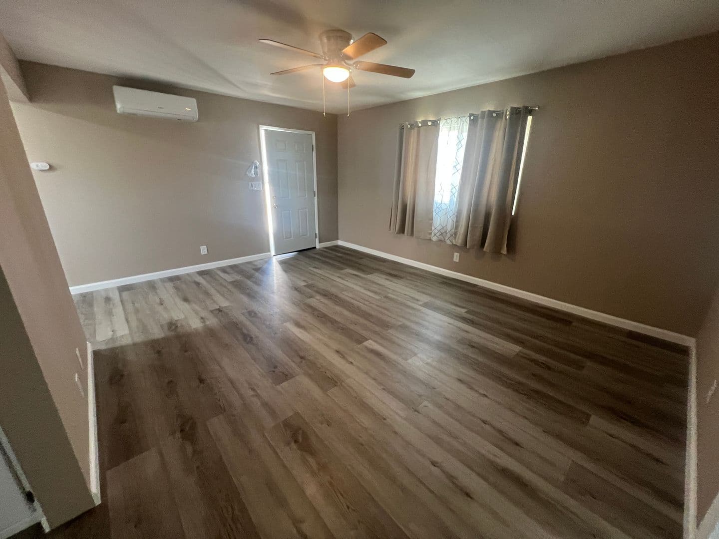 South El Monte Apartment: 10720-26 Klingerman St.