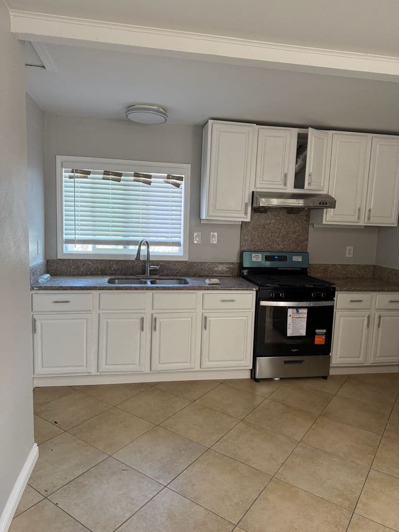 El Monte Apartment: 3139 Merced Ave.
