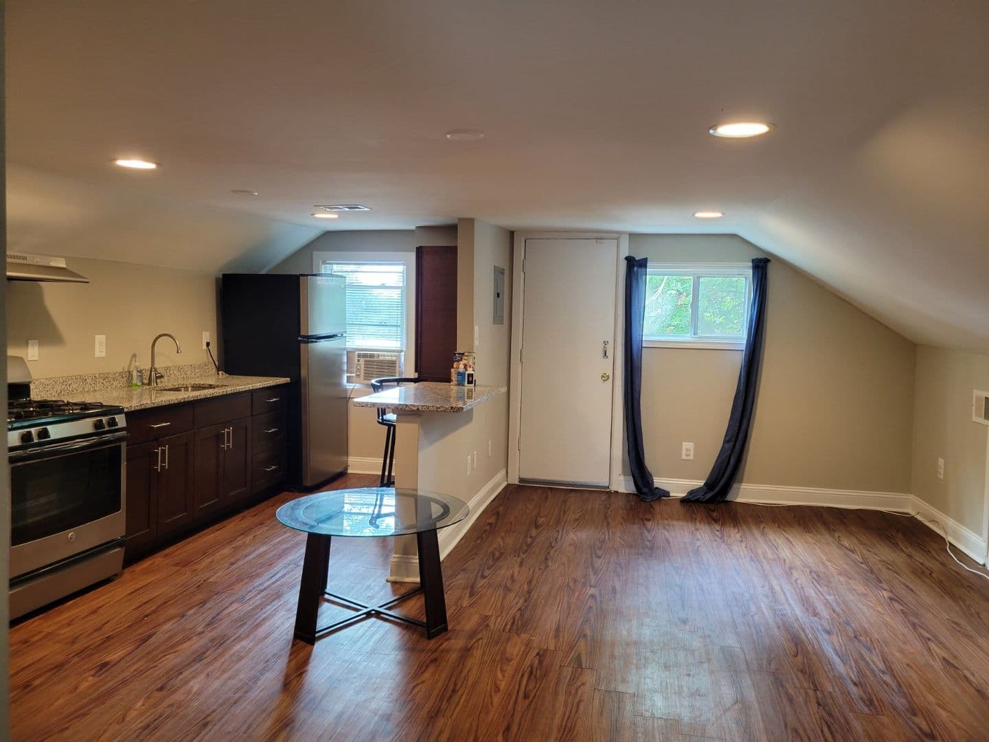 Baltimore Apartment: 5509 Gwynn Oak Ave