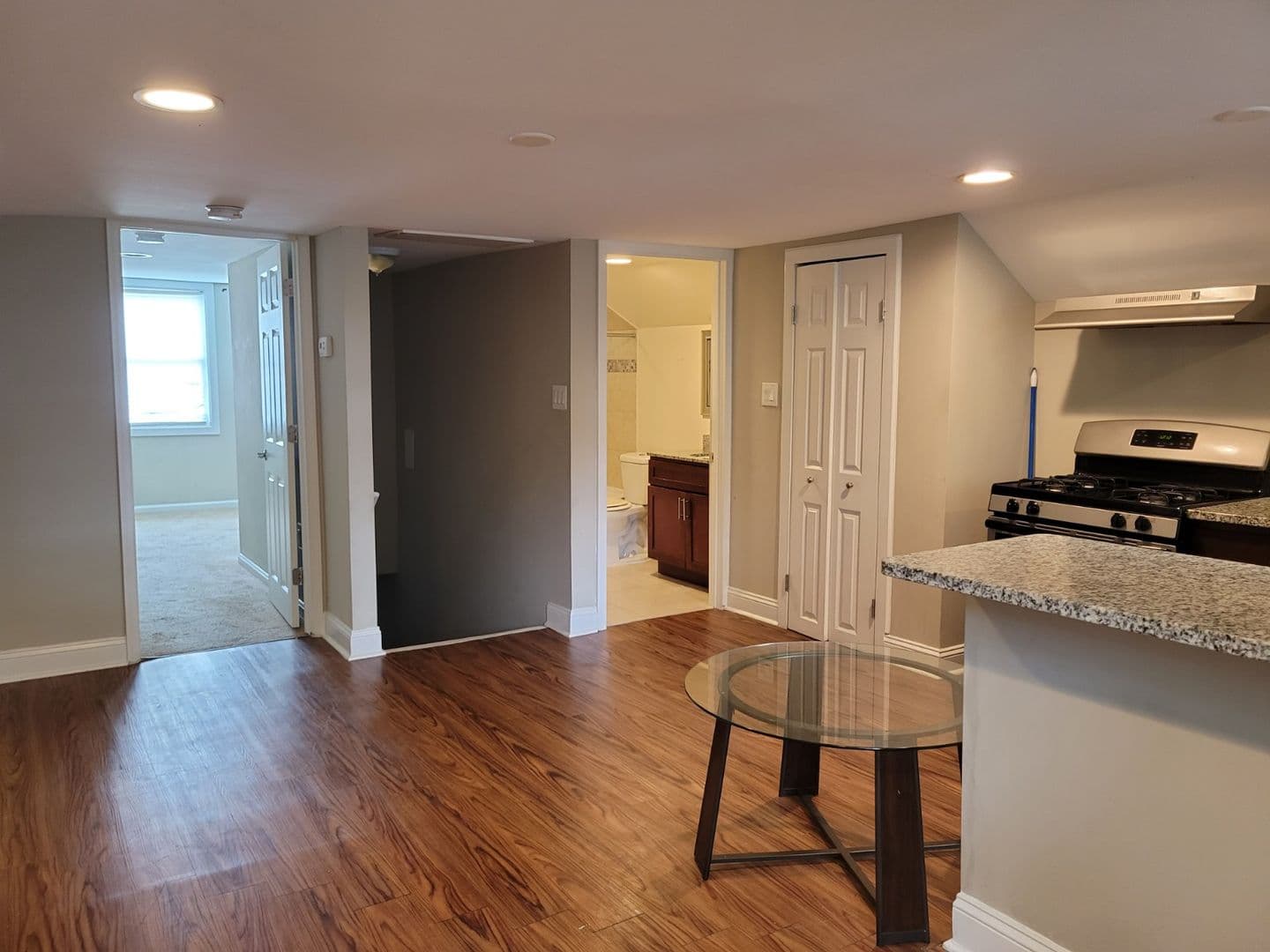 Baltimore Apartment: 5509 Gwynn Oak Ave