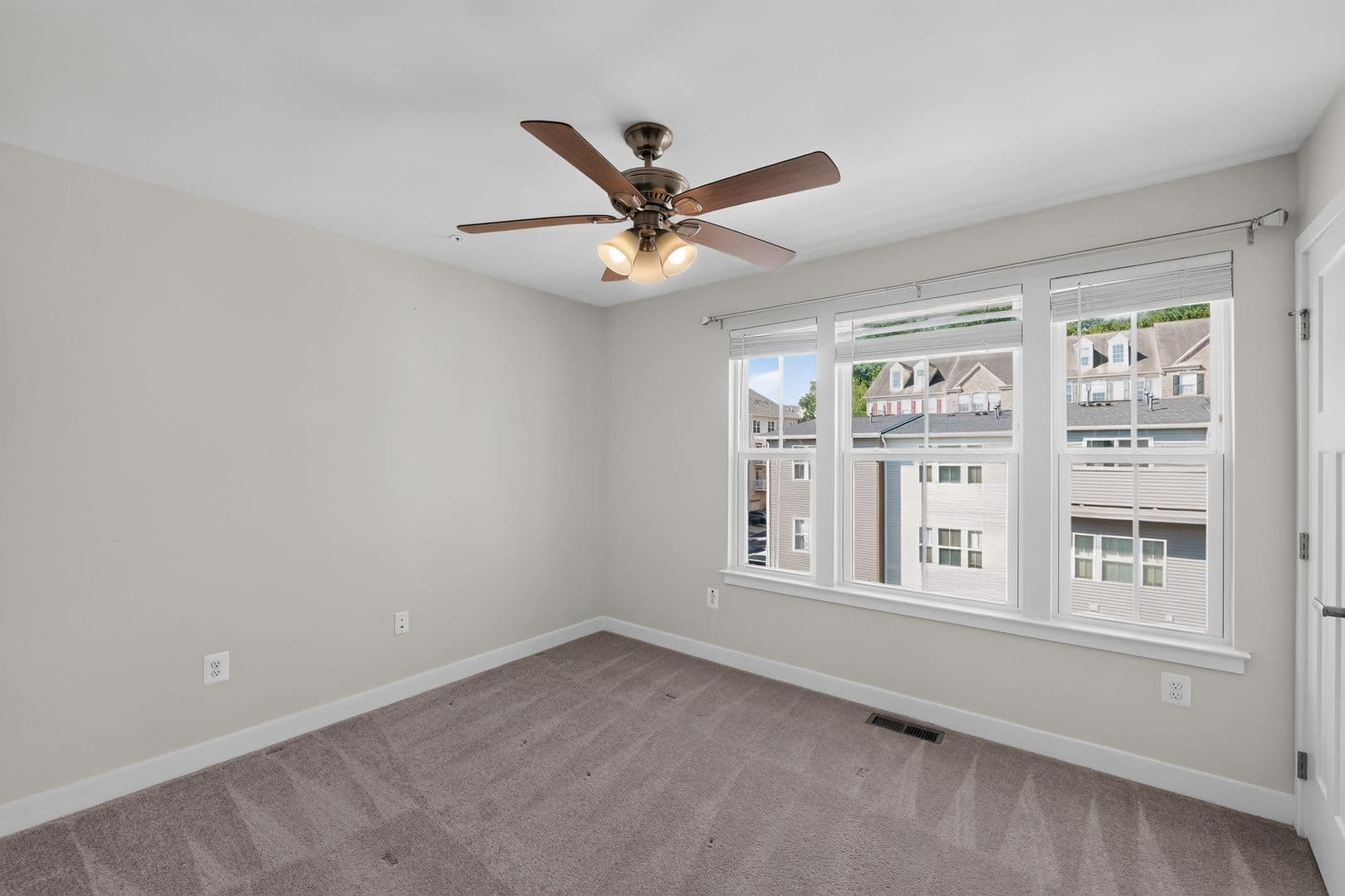Elkridge House: 7023 Mahant Way
