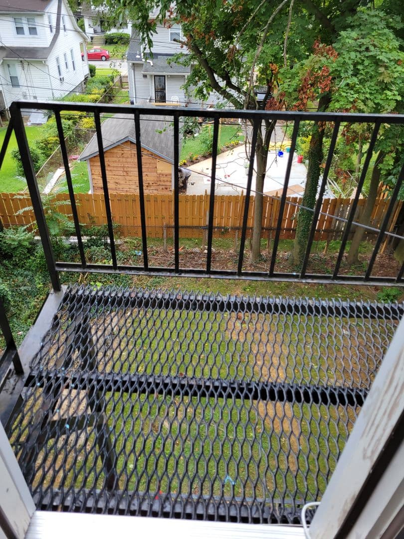 Baltimore Apartment: 5509 Gwynn Oak Ave
