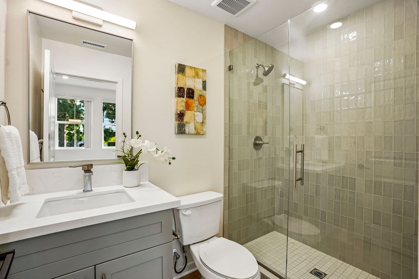 Covina Apartment: 1201-1205 W Badillo St.