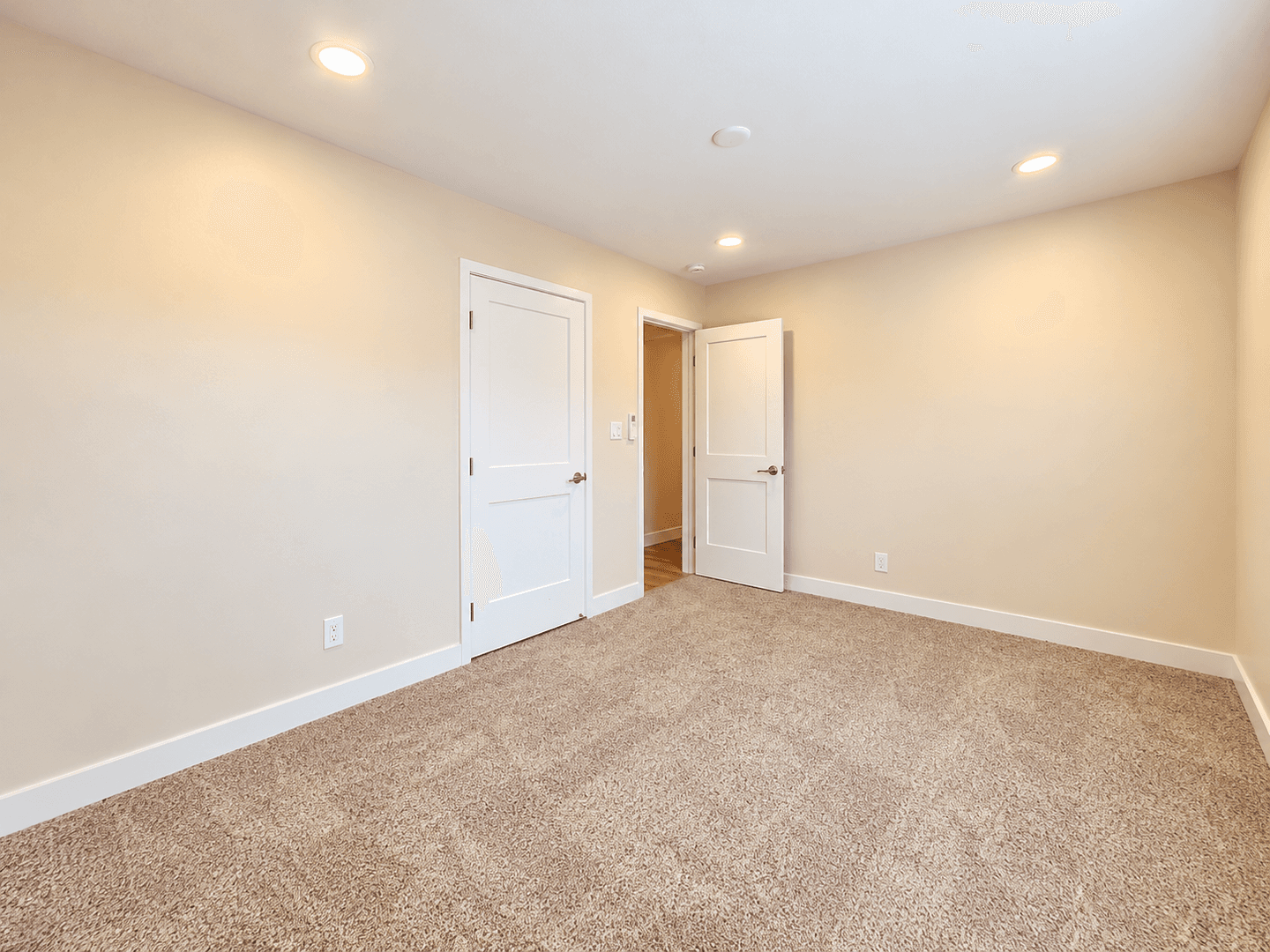 Covina Apartment: 440 E Puente Street