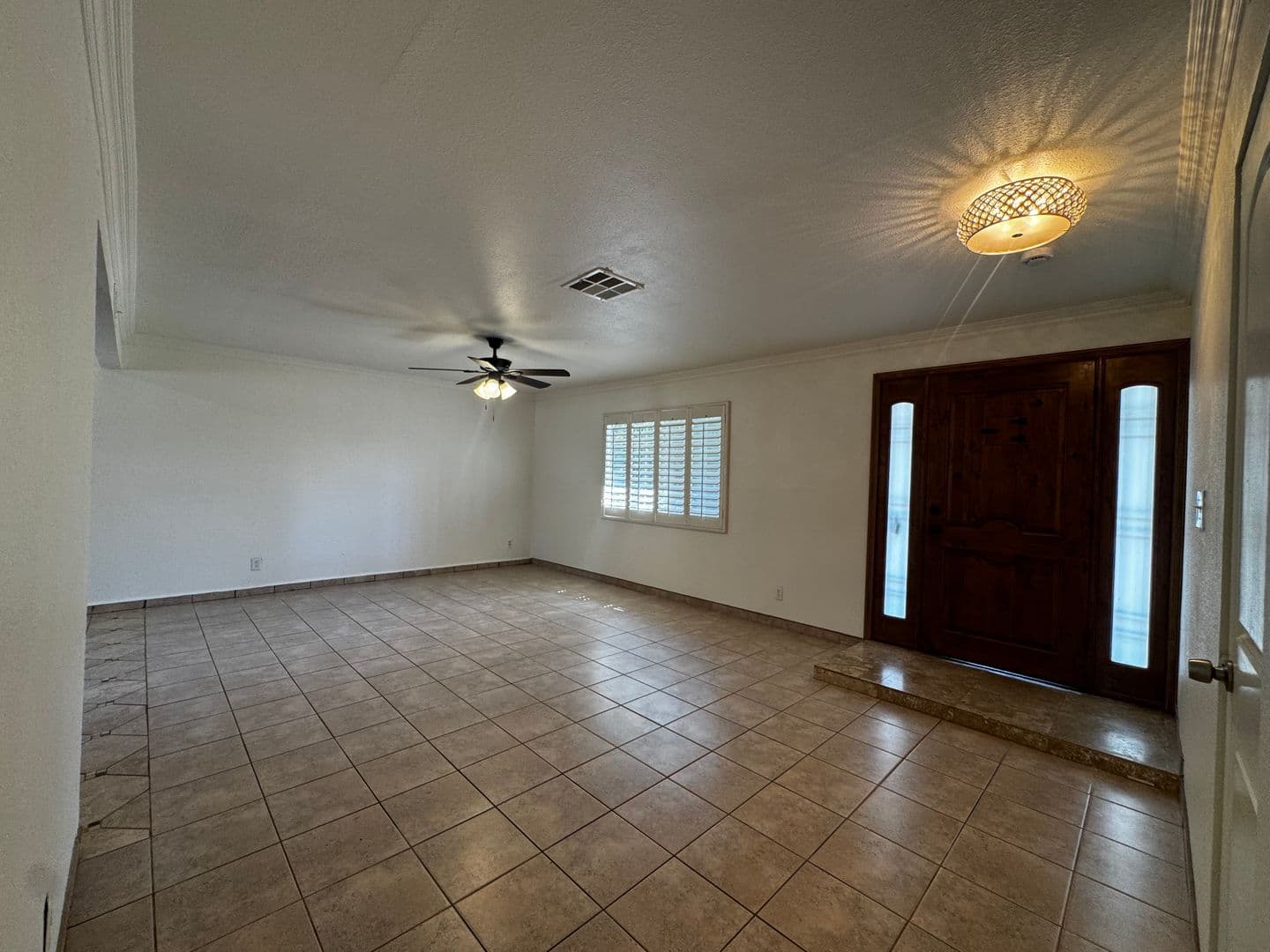 Glendora House: 211 W. Payson Street