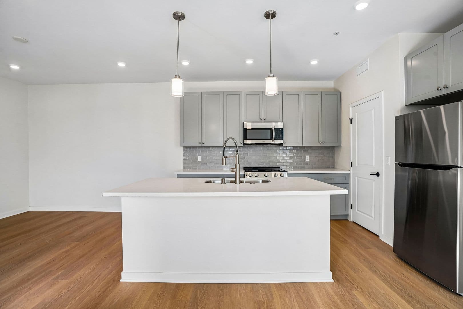 Covina Apartment: 1201-1205 W Badillo St.