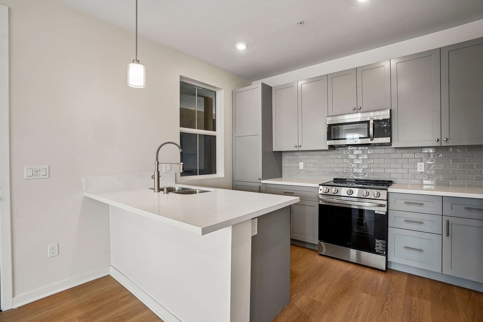 Covina Apartment: 1201-1205 W Badillo St.