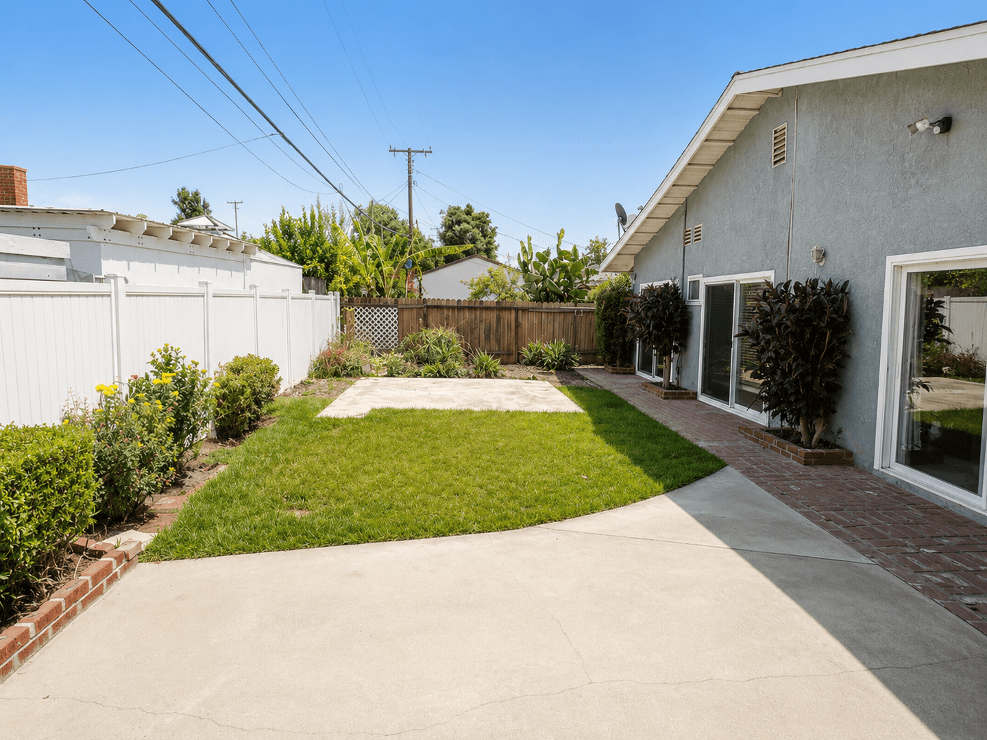 West Covina House: 2025 E Idahome St
