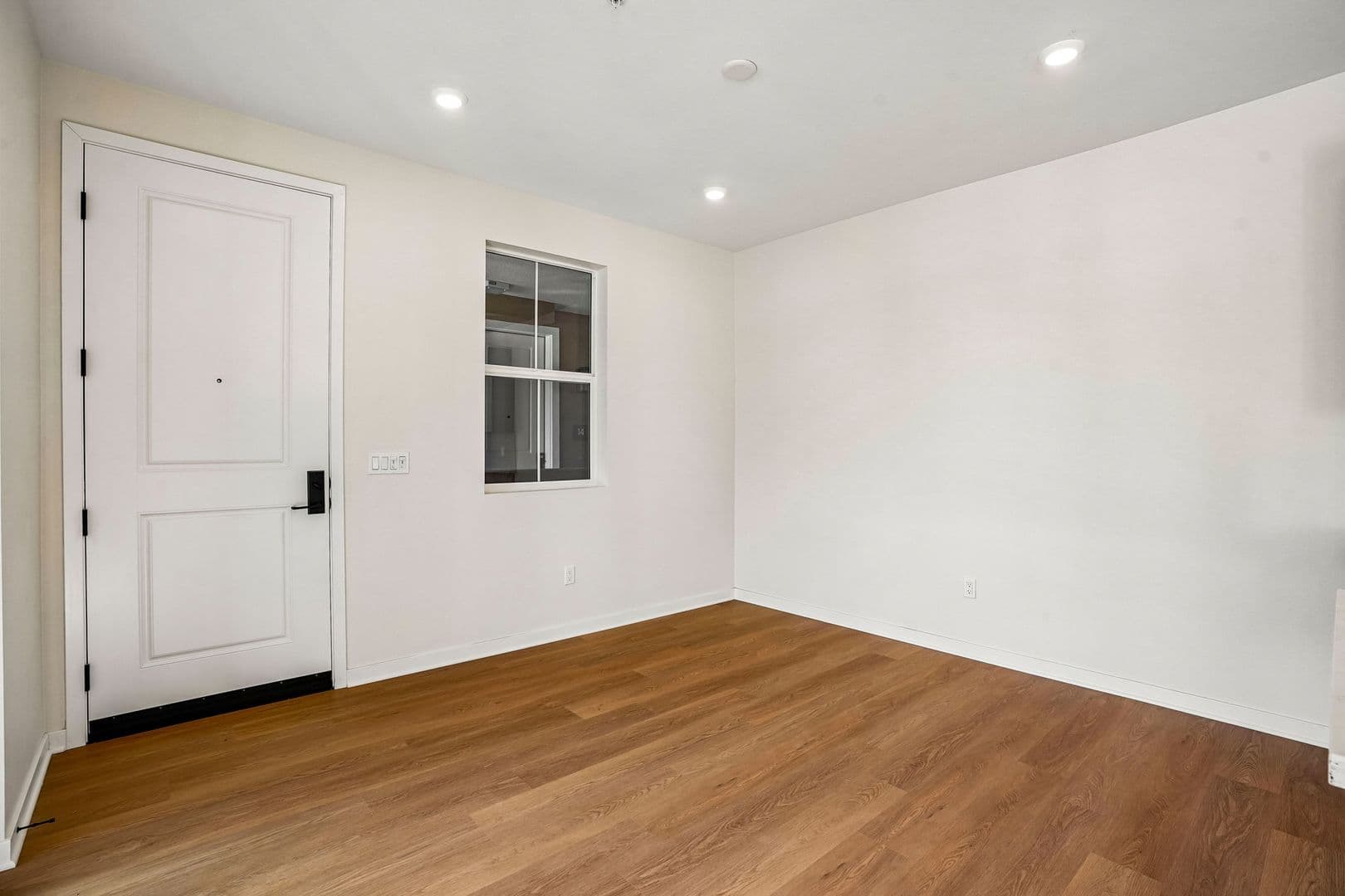 Covina Apartment: 1201-1205 W Badillo St.