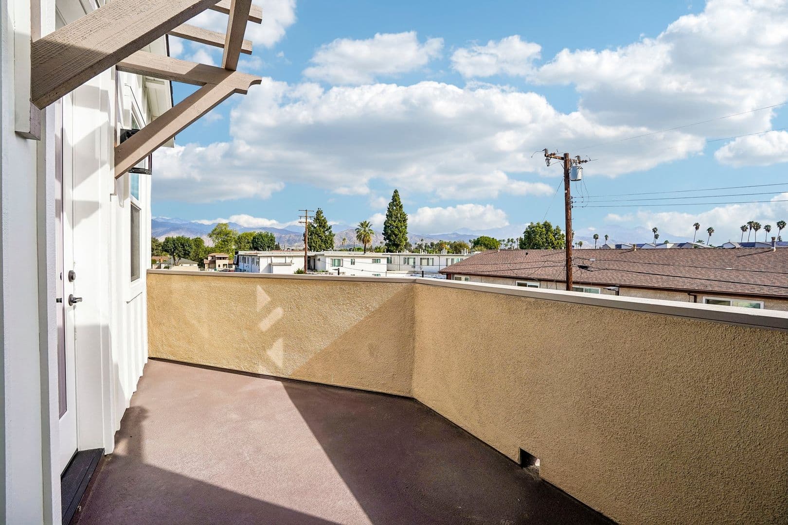 Covina Apartment: 1201-1205 W Badillo St.