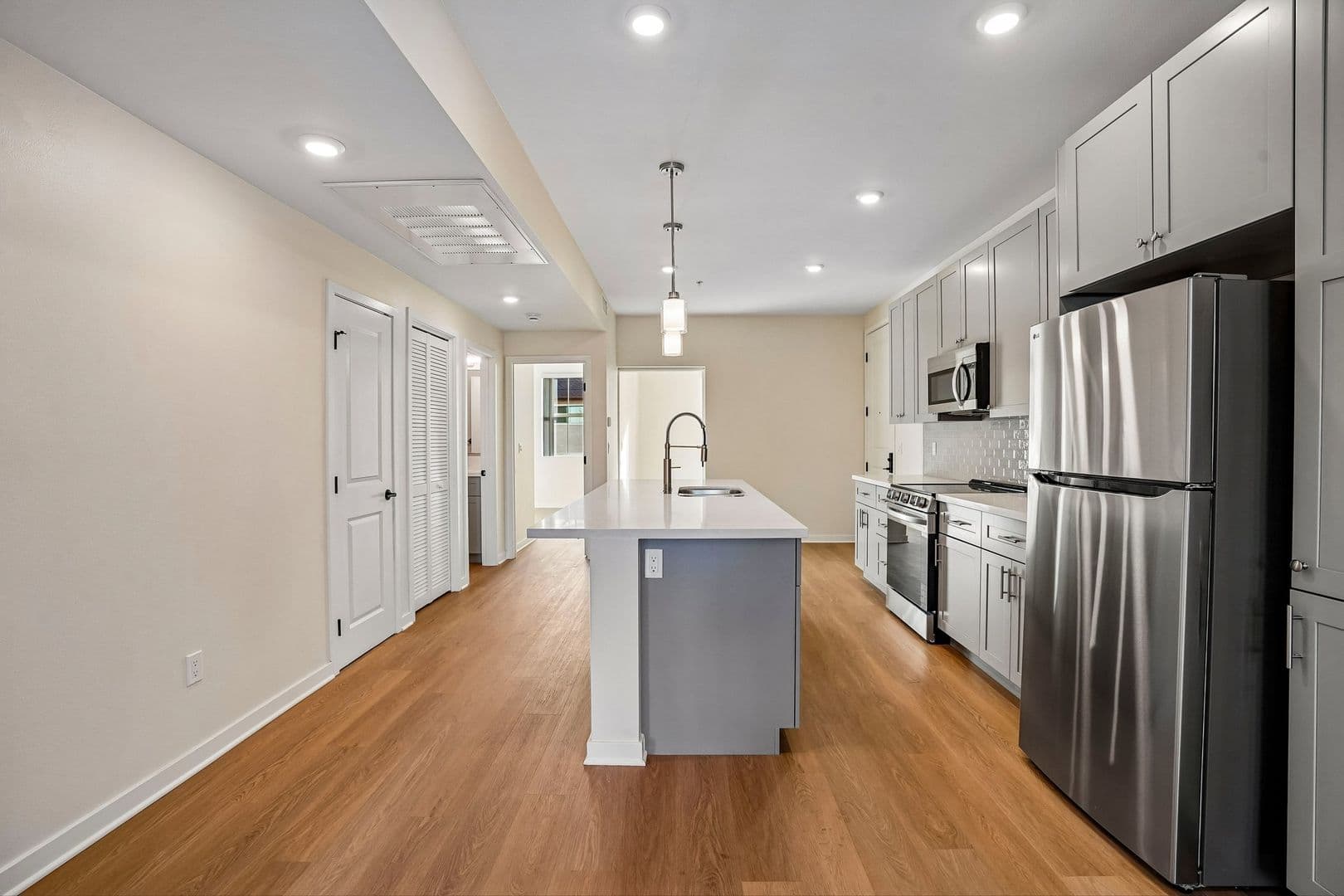 Covina Apartment: 1201-1205 W Badillo St.