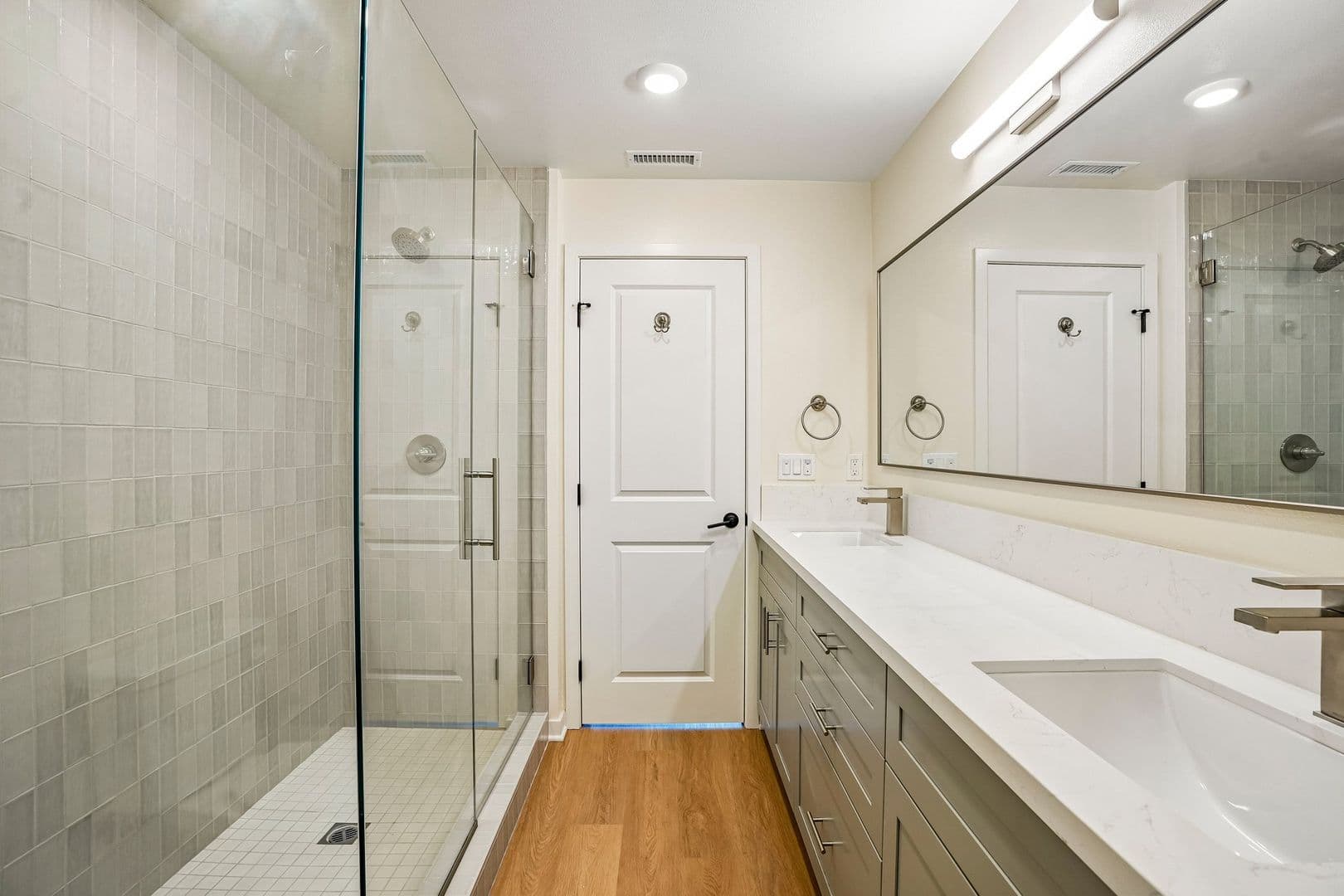 Covina Apartment: 1201-1205 W Badillo St.