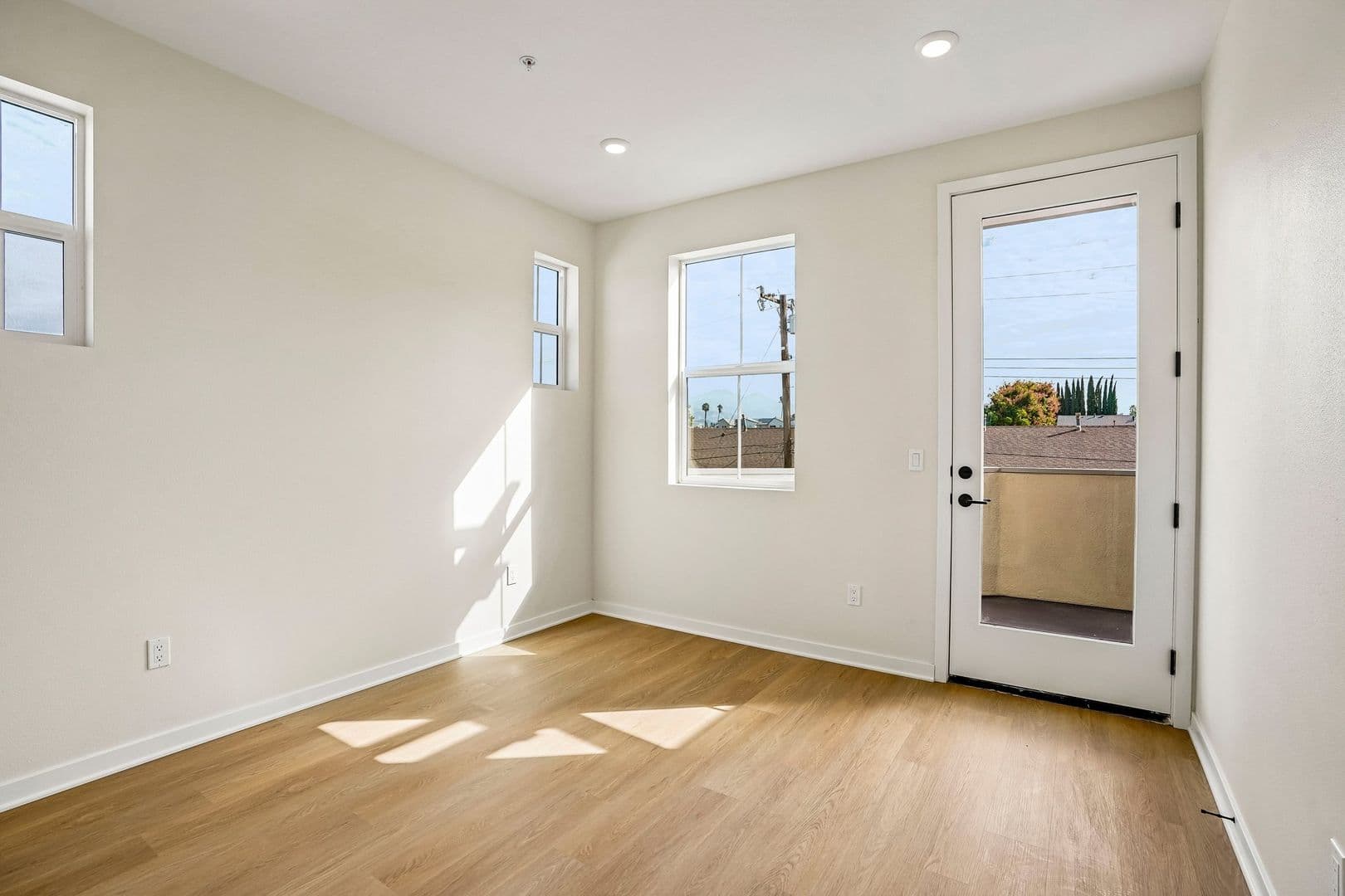 Covina Apartment: 1201-1205 W Badillo St.