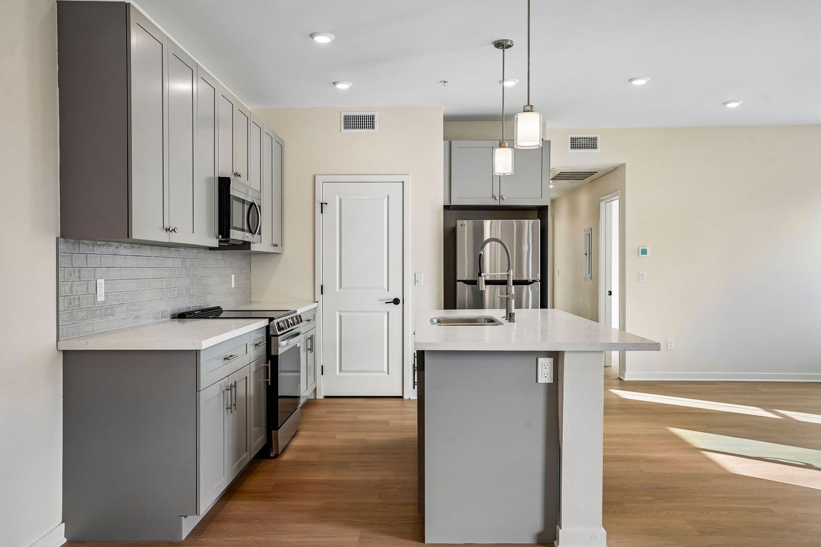Covina Apartment: 1201-1205 W Badillo St.