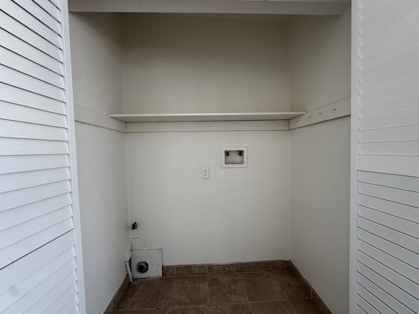 Glendora House: 211 W. Payson Street