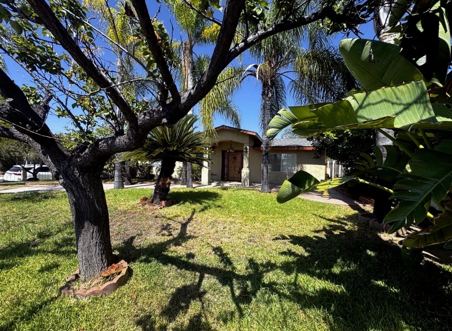 Glendora House: 211 W. Payson Street
