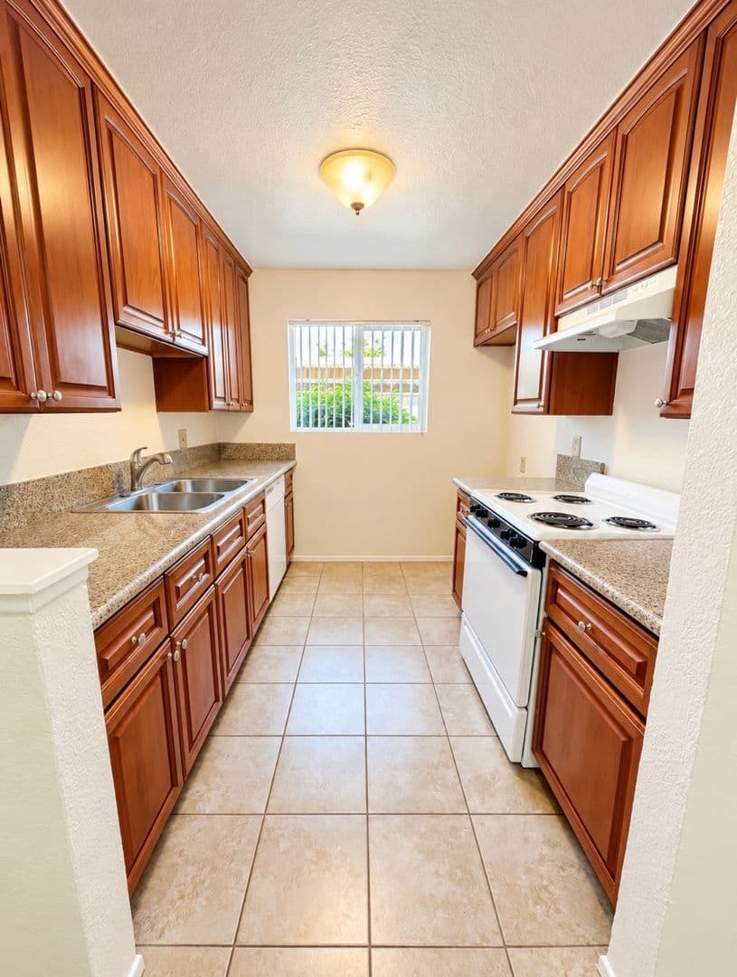 Ontario Apartment: 1198-1200 S San Antonio Ave