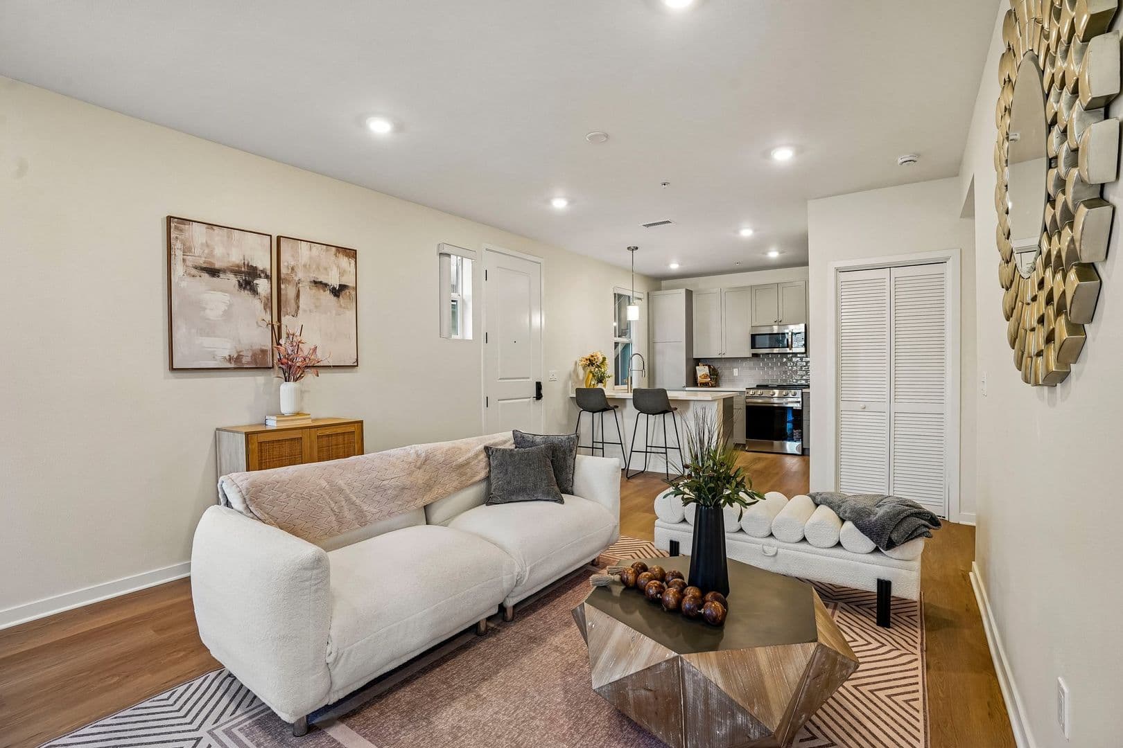 Covina Apartment: 1201-1205 W Badillo St.