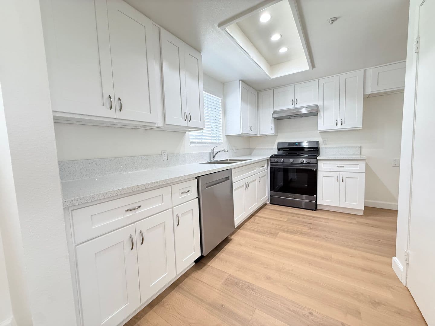 Covina Apartment: 1163 W Badillo St.