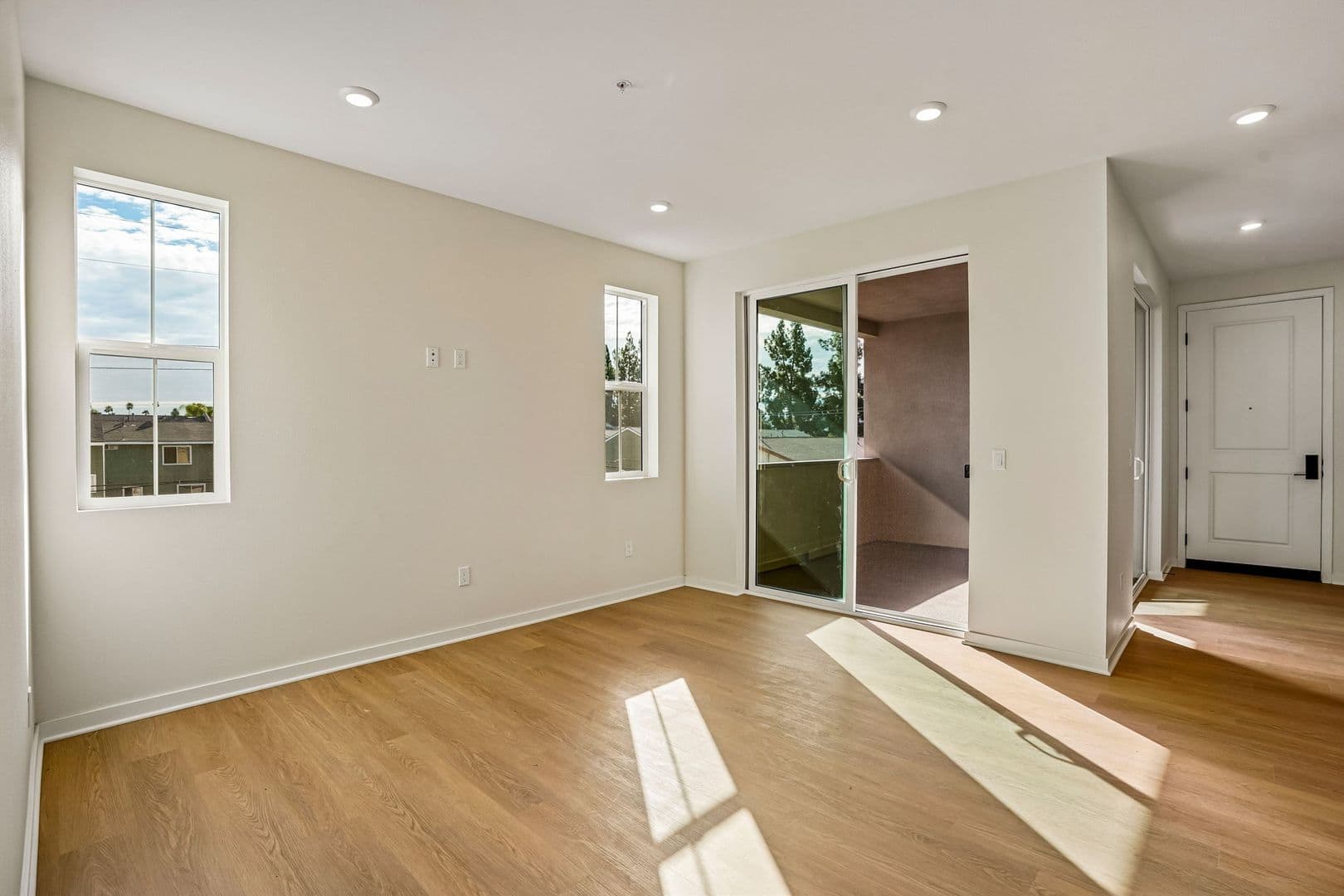 Covina Apartment: 1201-1205 W Badillo St.
