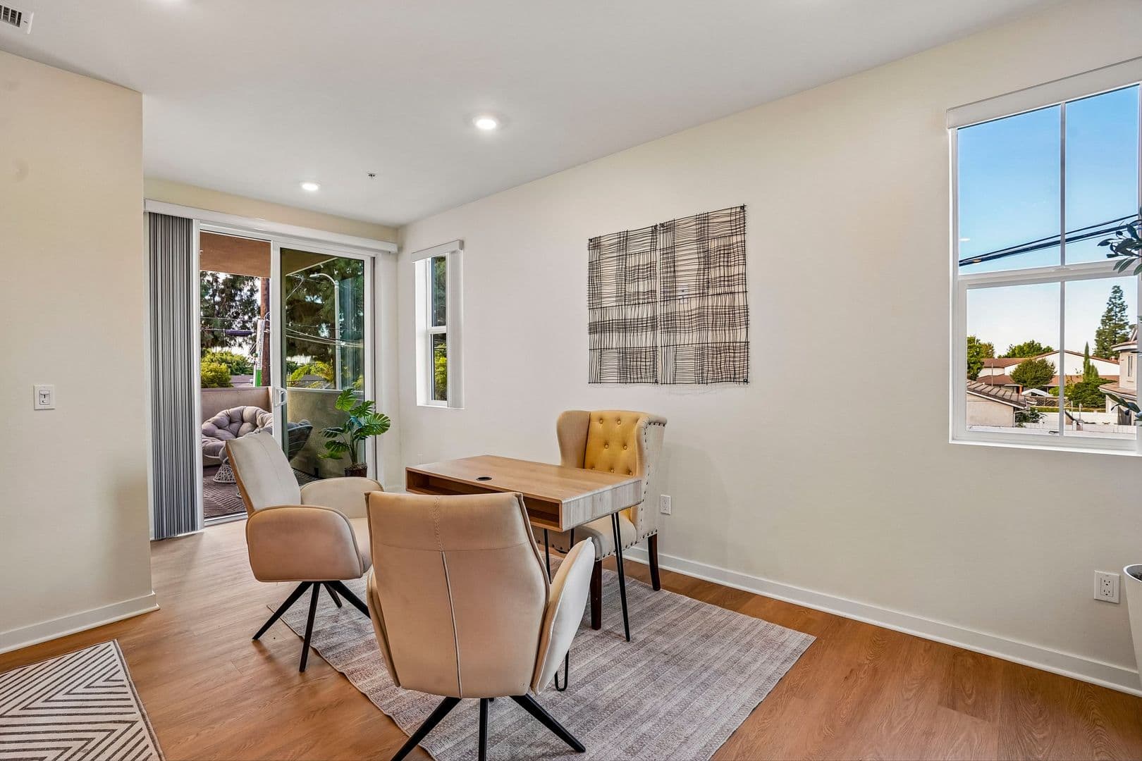 Covina Apartment: 1201-1205 W Badillo St.