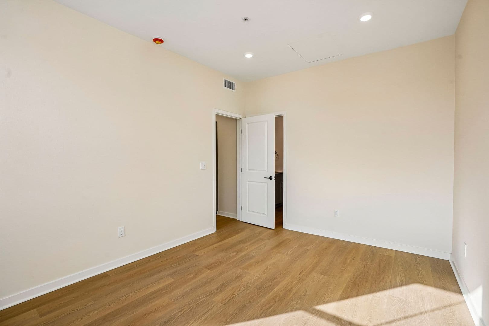 Covina Apartment: 1201-1205 W Badillo St.
