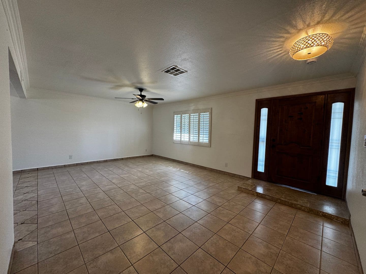 Glendora House: 211 W. Payson Street