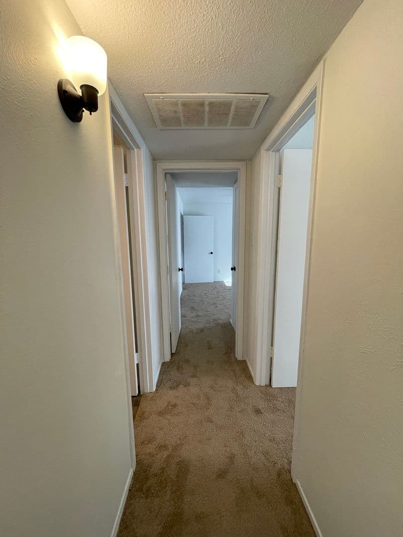 Tyler Apartment: 202 Thigpen Dr.