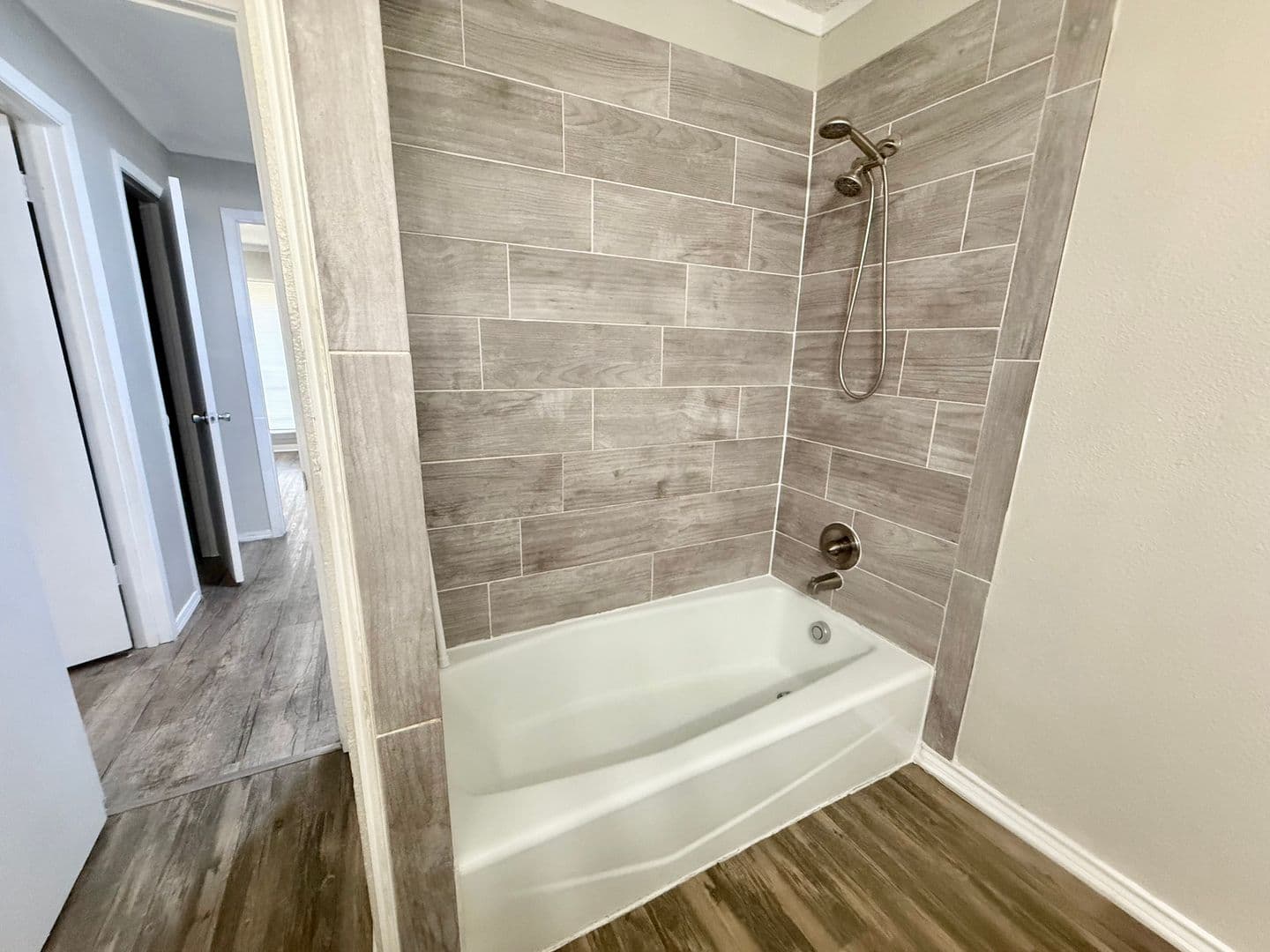 Longview Townhome: 1102 Lilac Drive