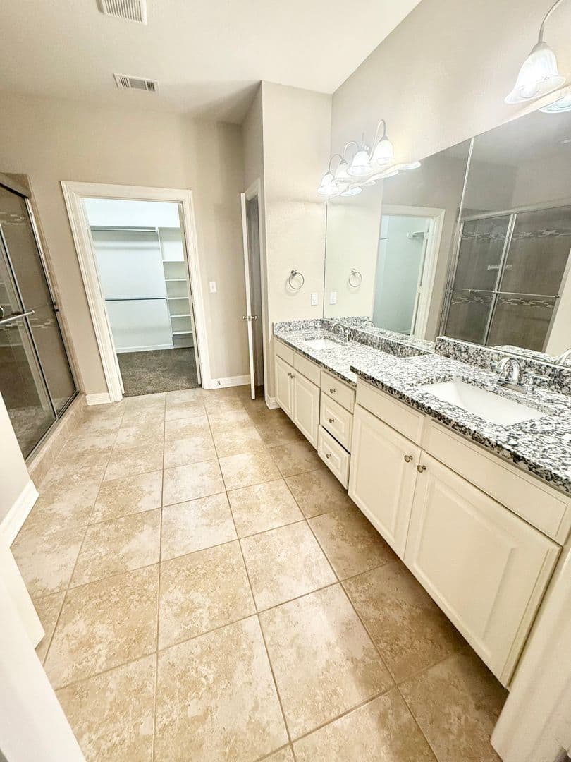 Tyler Townhome: 16440 CR 178