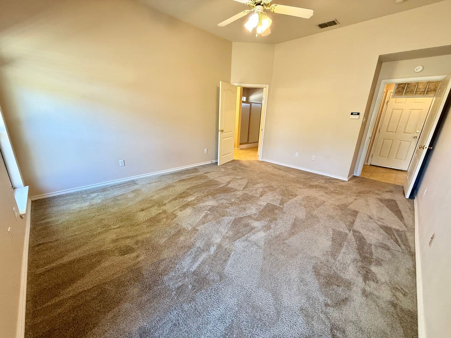 Tyler House: 5605 Reagan