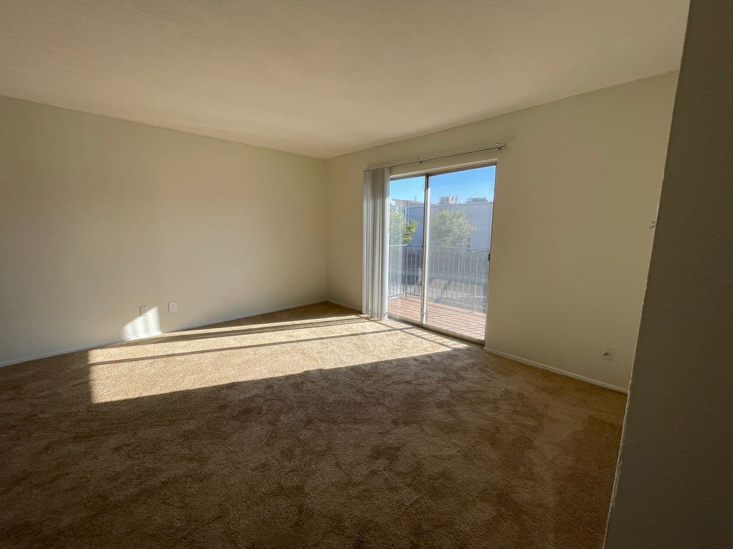 Tyler Apartment: 202 Thigpen Dr.