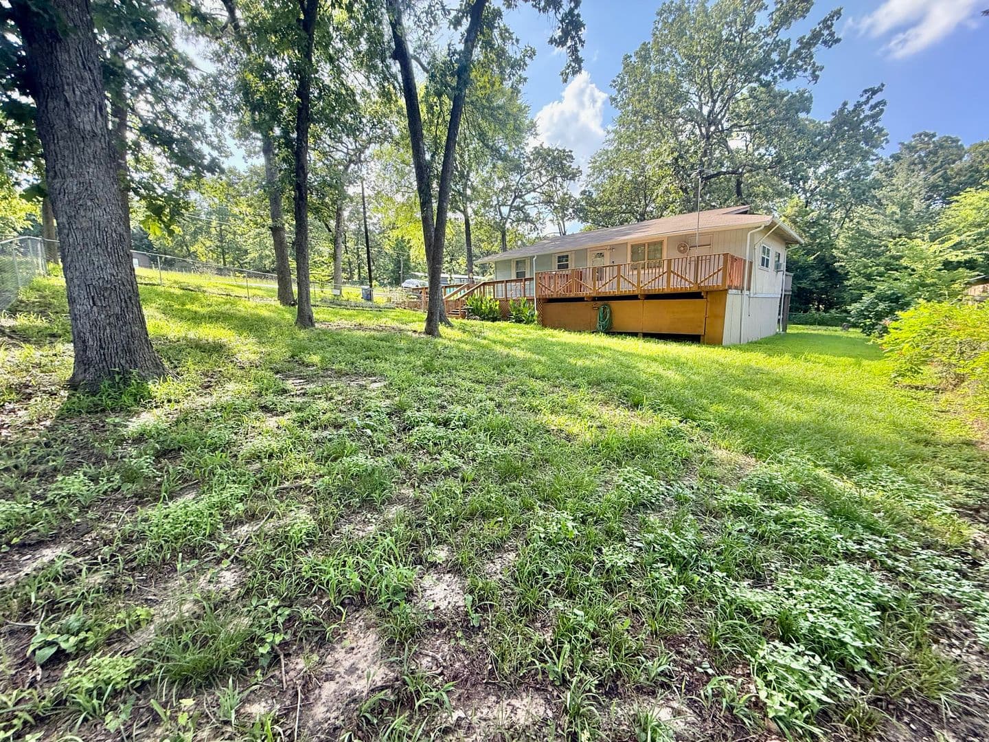 Flint House: 22675 Lakeway Harbor