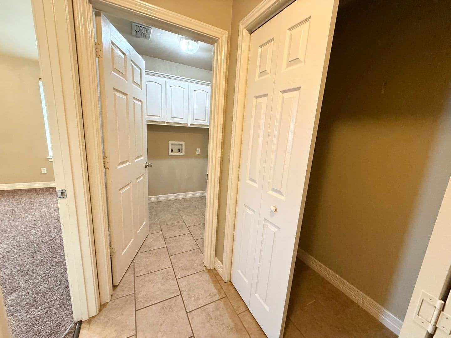 Tyler House: 8340 Stonebridge Way