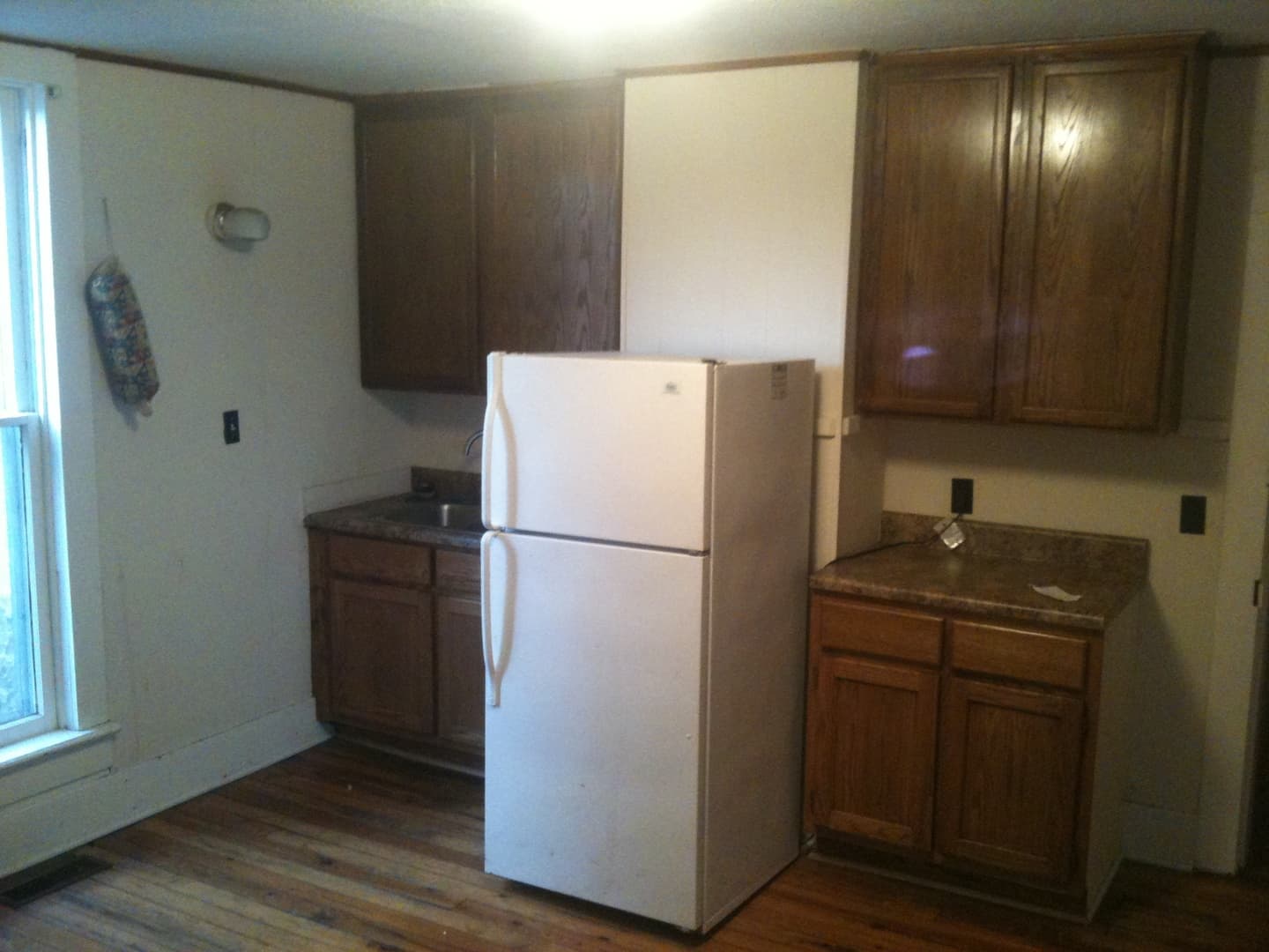 Bowling Green Apartment: 1229 Chestnut Street