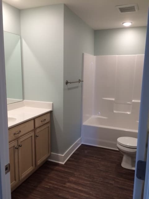 Bowling Green Apartment: 1066 High Street