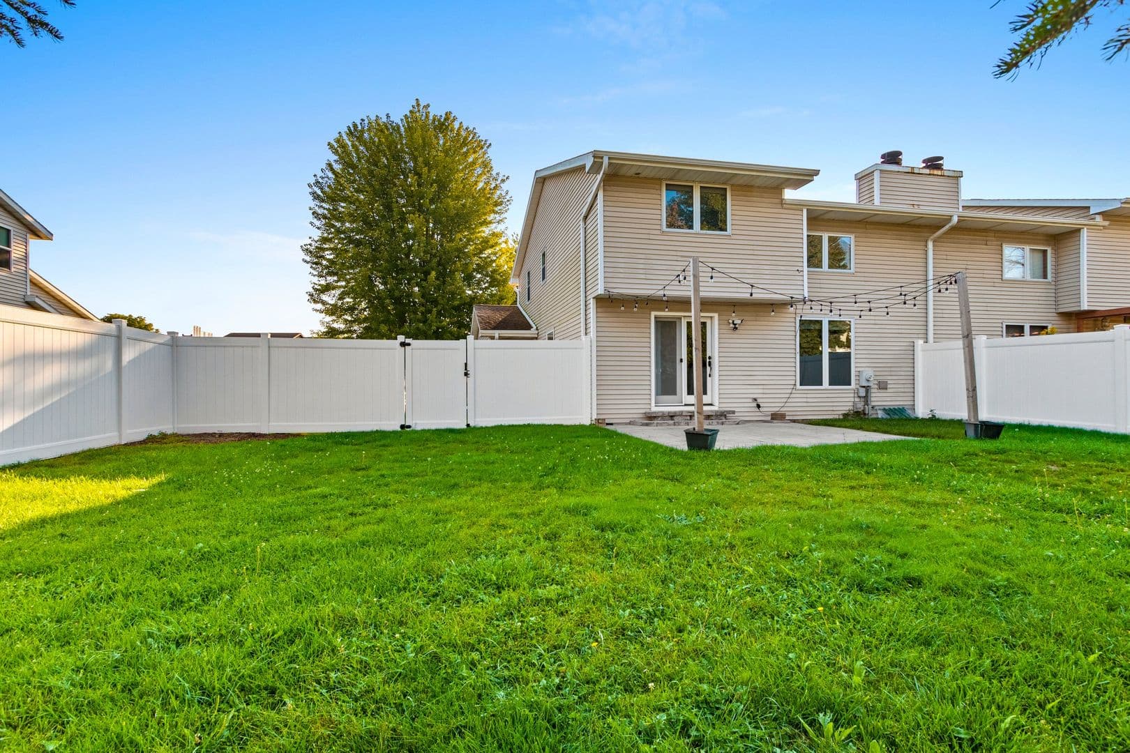 Ashwaubenon Townhome: 2378 Cedar Ridge