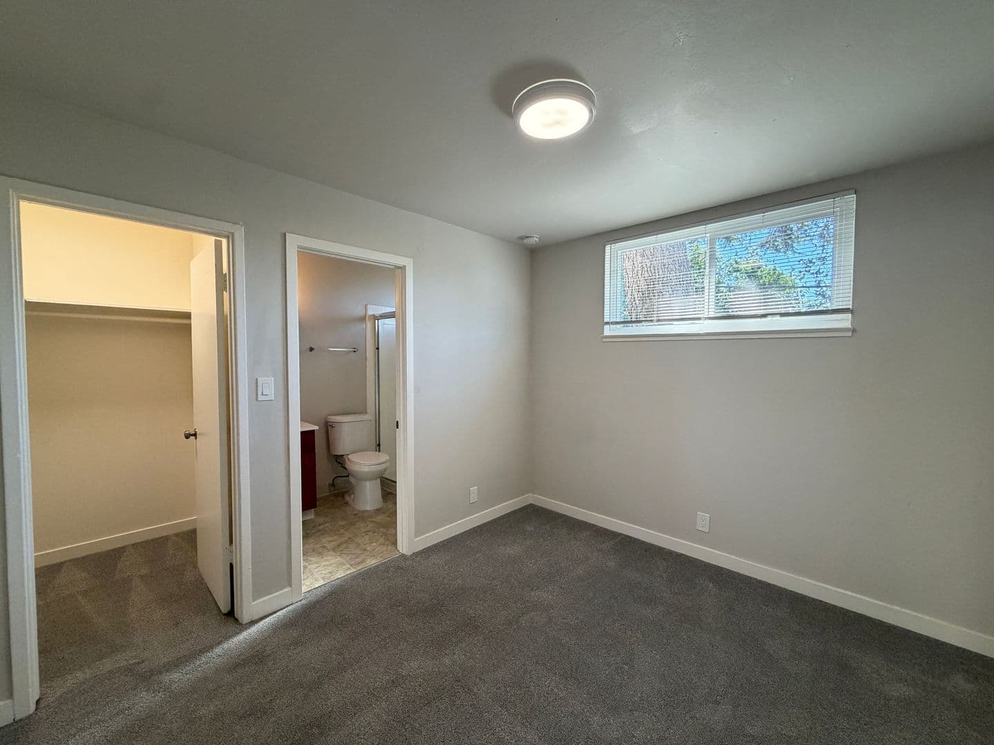 Oakland Apartment: 2518 35th Avenue