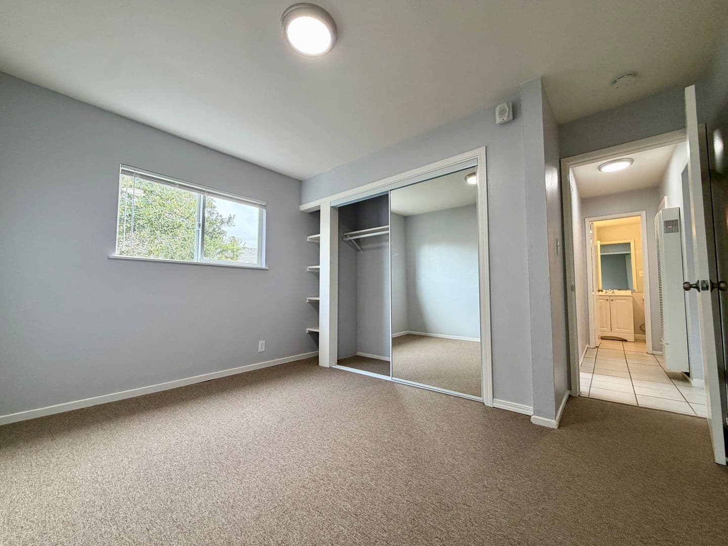 Oakland Apartment: 1934 9th Avenue