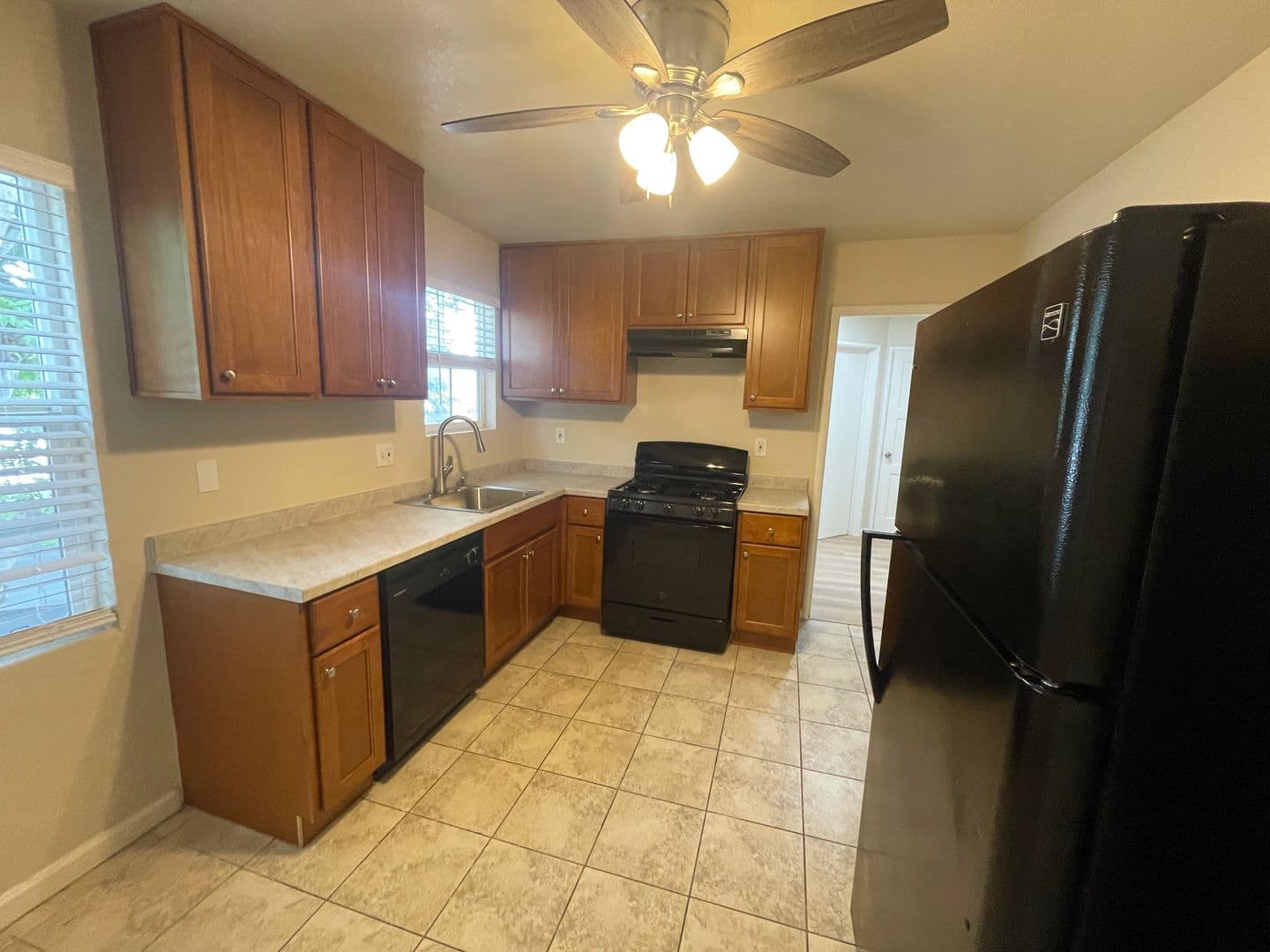 Oakland Apartment: 1256 99th Ave